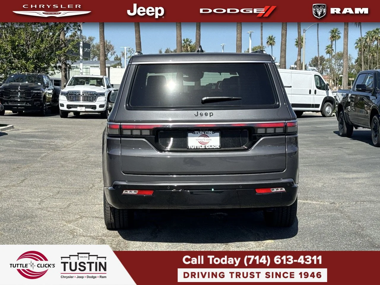 New 2026 Baltic-Gray Metallic Clear-Coat Exterior Paint Jeep 4DR 2WD image 11