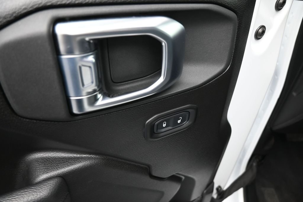 Used 2026 White Jeep Sport image 13