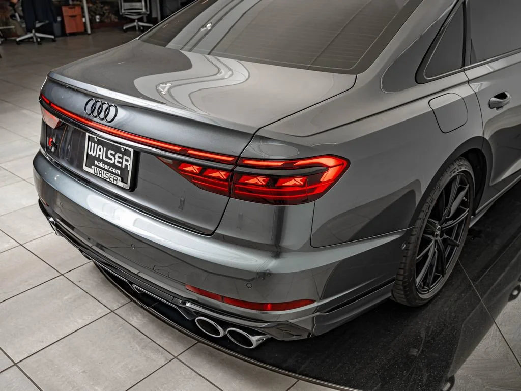 Used 2022 Daytona Gray Audi 4.0T image 17