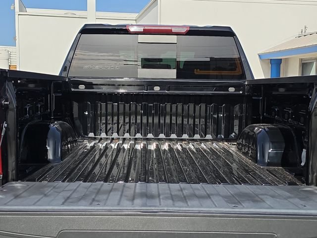 Used 2023 Black Chevrolet RST image 7