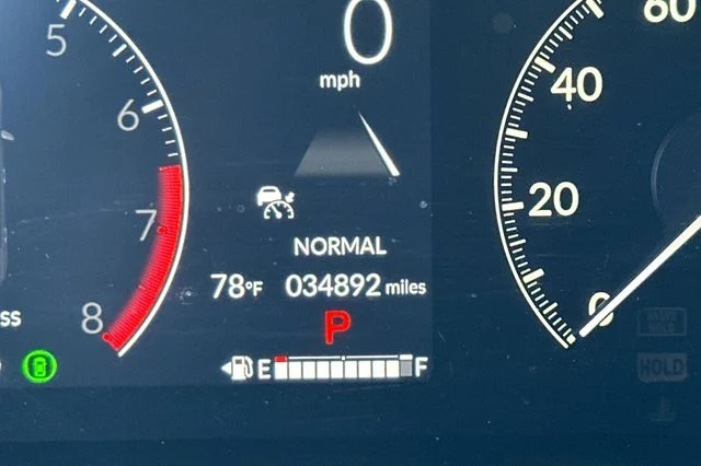 Used 2024 Meteorite Gray Metallic Honda EX-L image 31