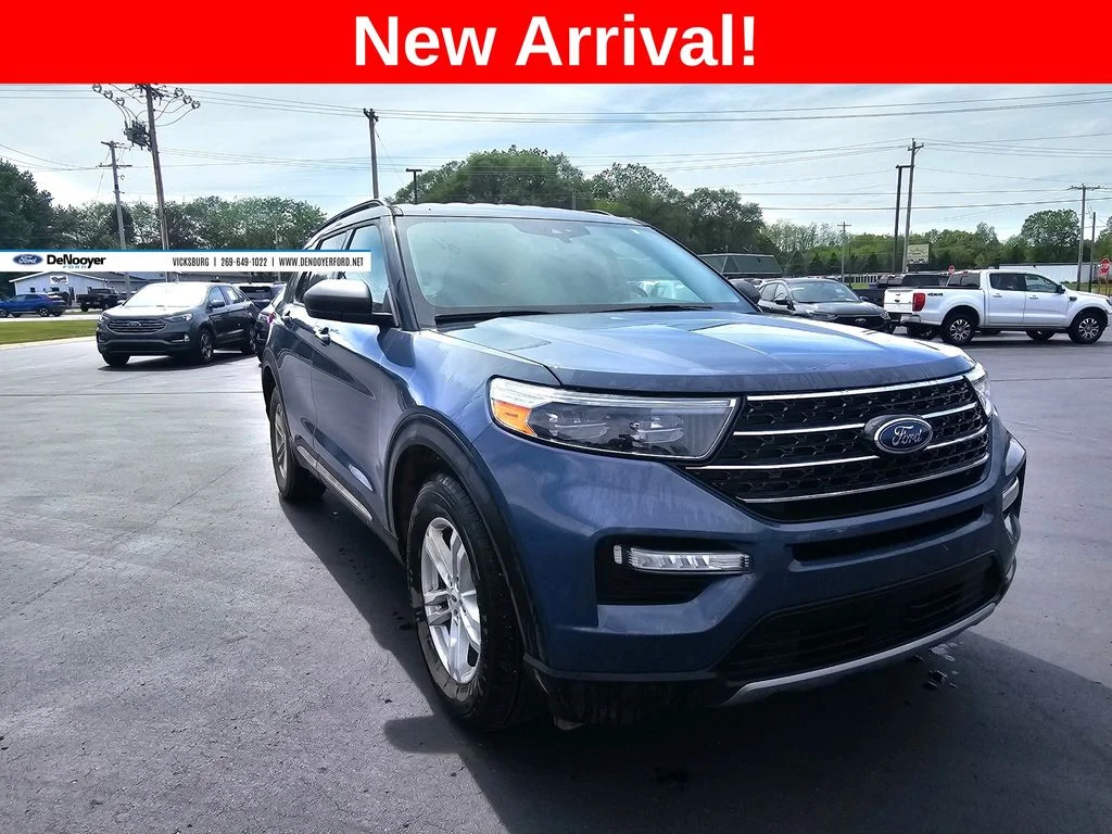 2021 Ford Explorer XLT 4WD's photo