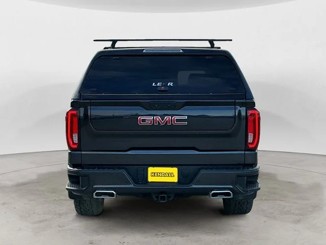 Used 2023 Titanium GMC Denali image 4