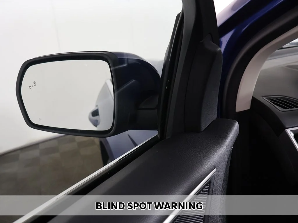 Used 2024 Blue Ford SEL image 3