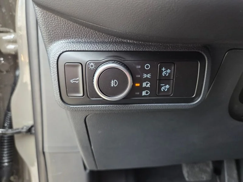 New 2026 Marsh Gray Ford Tremor® image 31