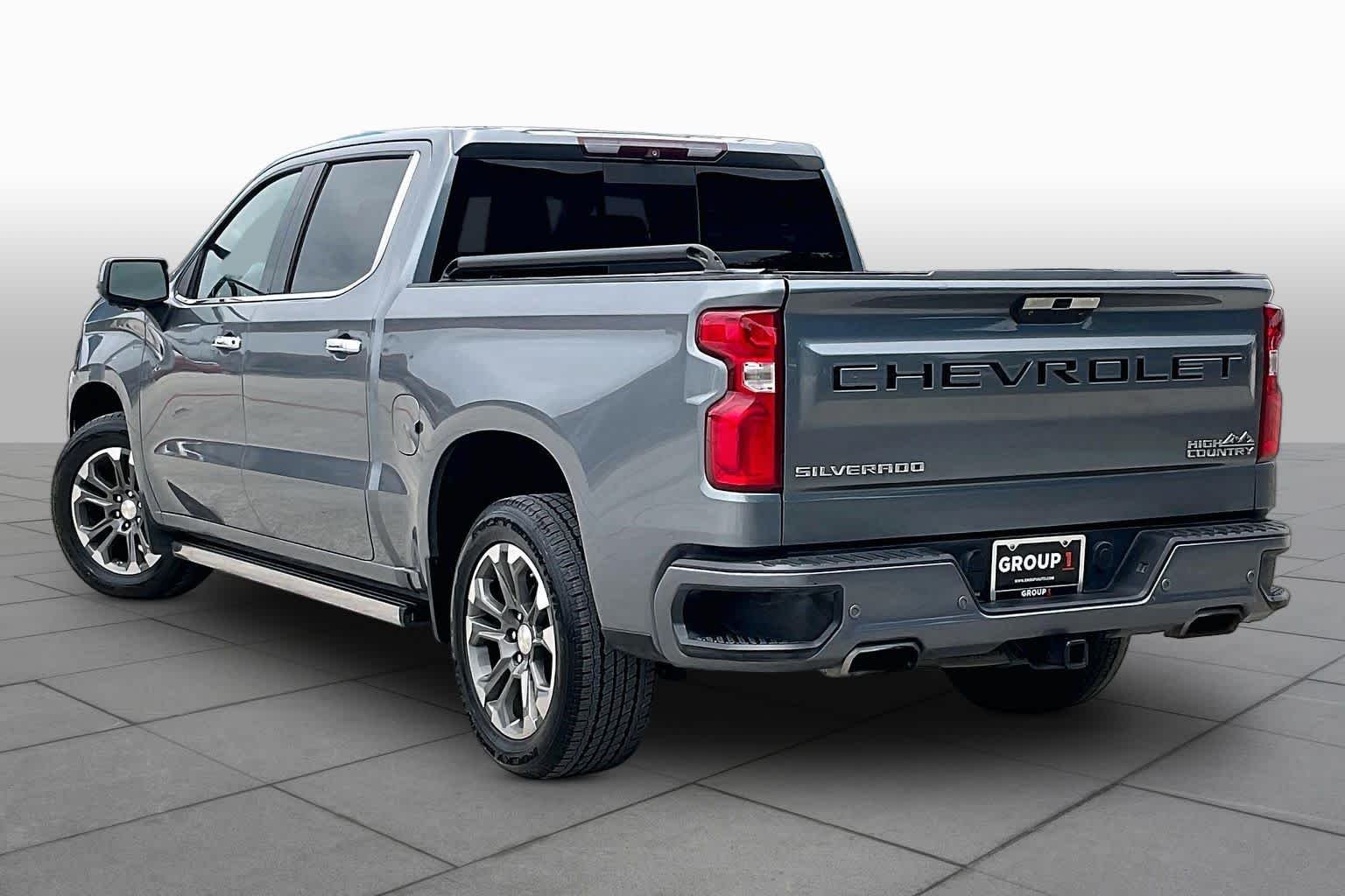 Used 2019 Satin Steel Metallic Chevrolet LTZ image 12