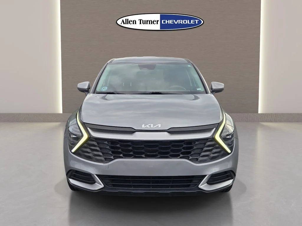 Used 2024 Gray Kia LX image 4