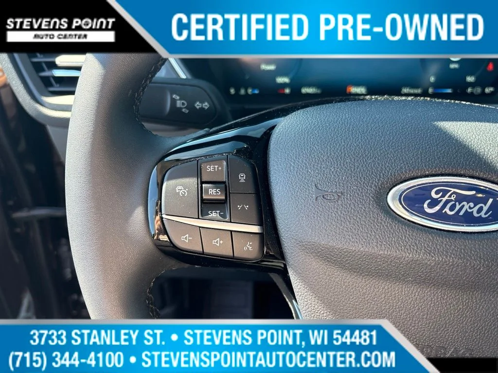 Used 2023 Cinnabar Red Metallic Premium Colorant Ford Platinum image 15