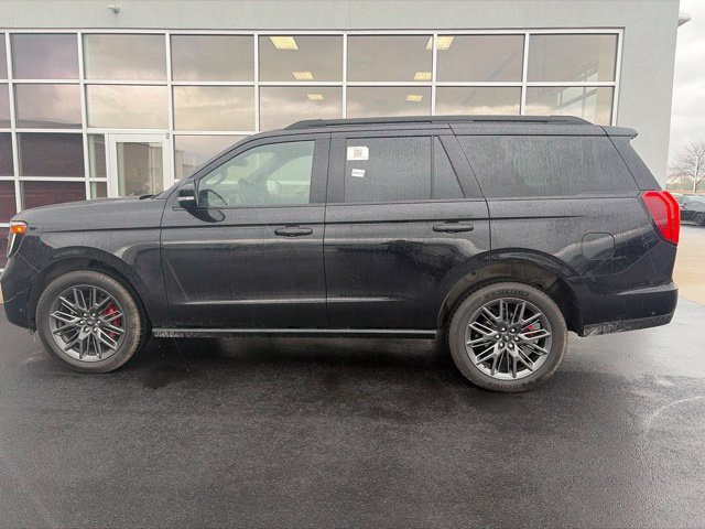 Used 2025 Agate Black Metallic Ford Platinum image 14