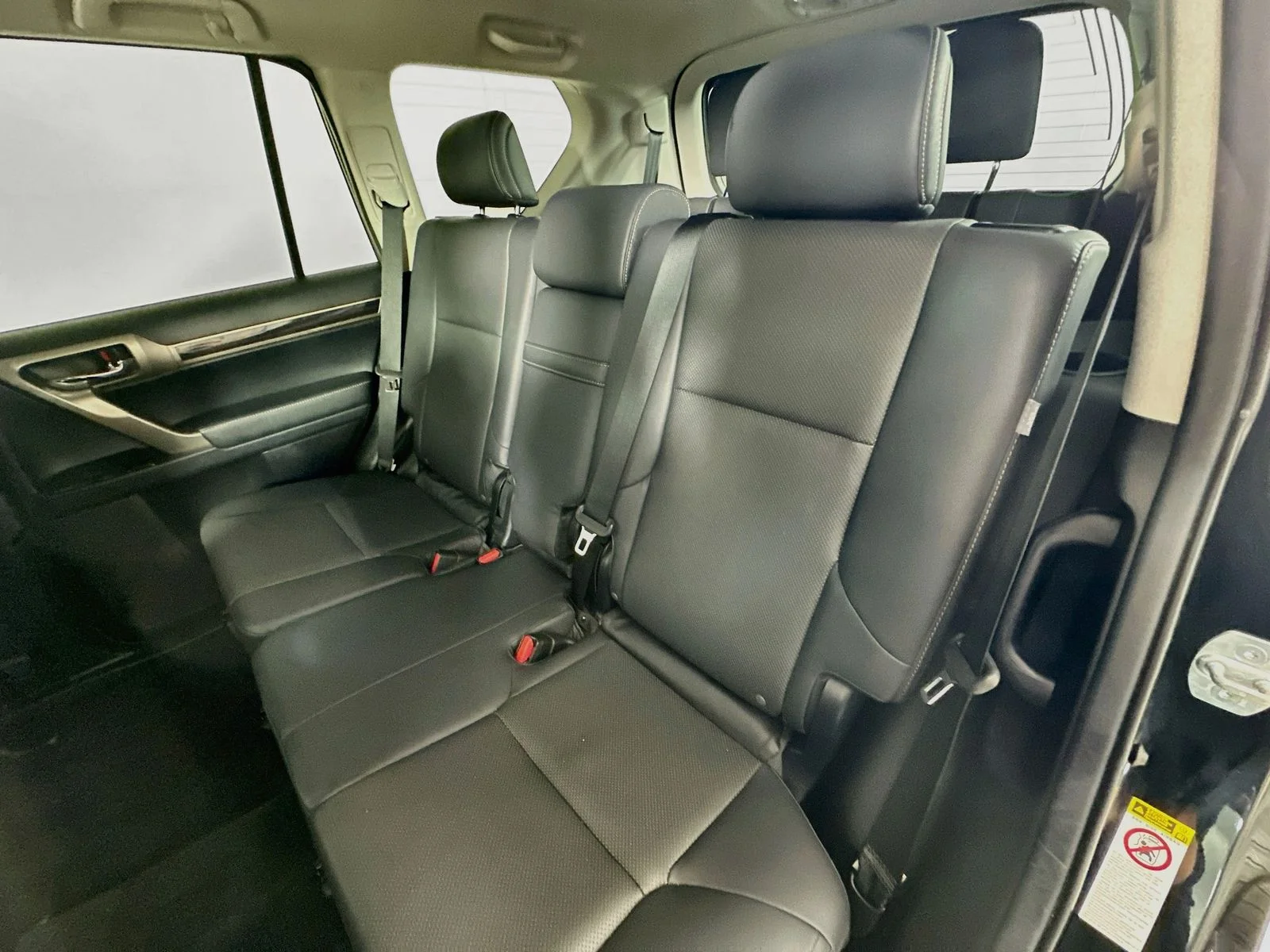 Used 2014 Black Lexus  image 36