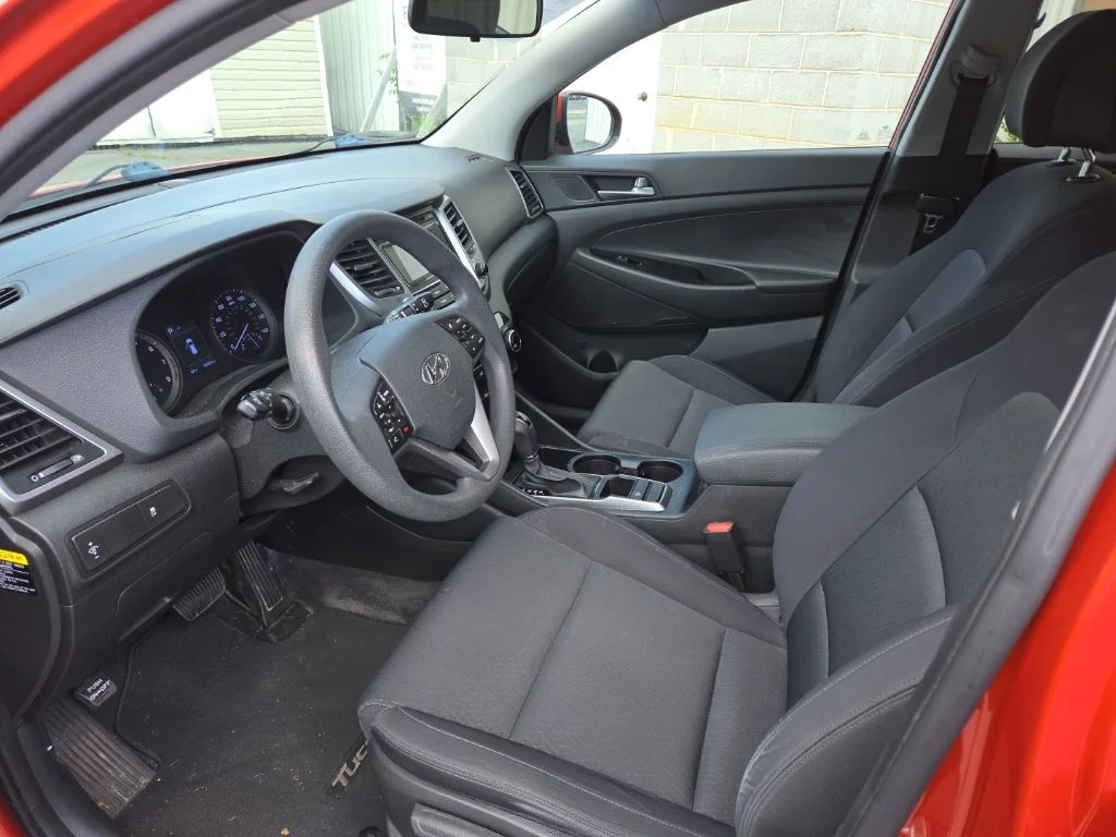 Used 2017 Orange Hyundai SE image 7