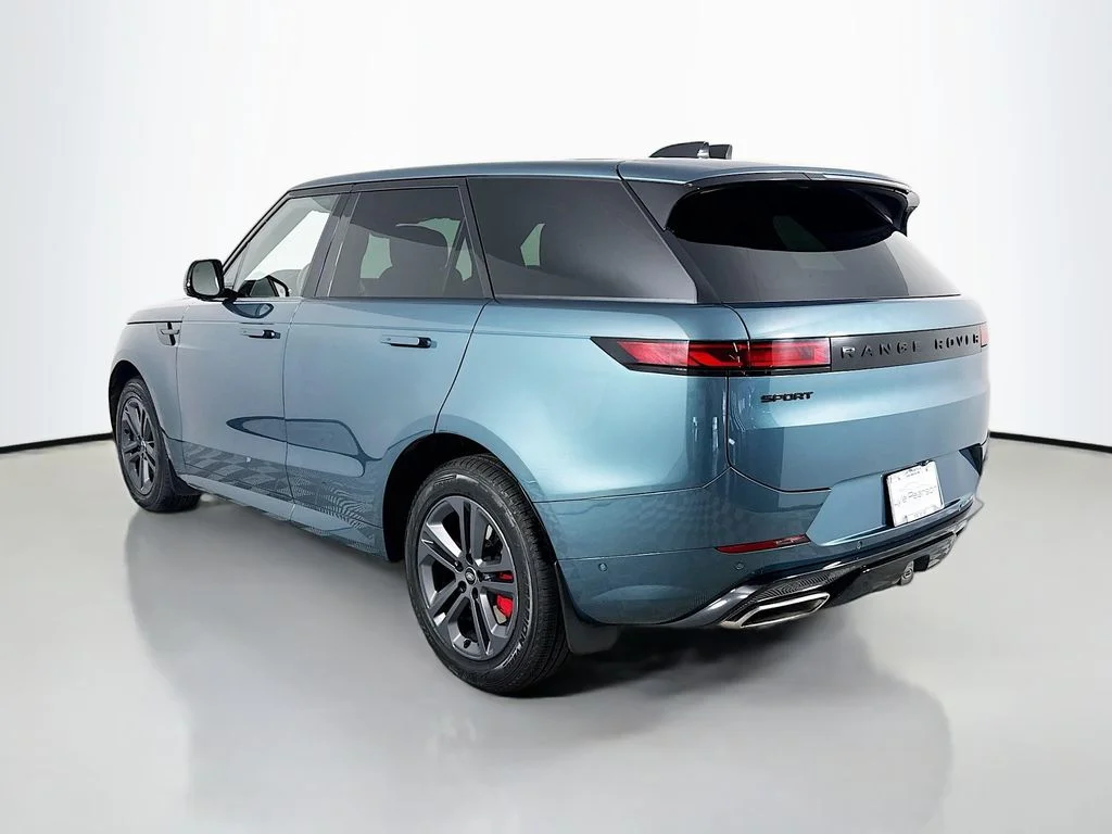 Certified Used 2024 Giola Green Metallic Land Rover Dynamic SE image 3