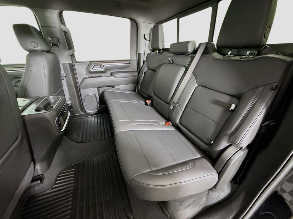 2025 Chevrolet Silverado 2500 HD LTZ - Photo 24
