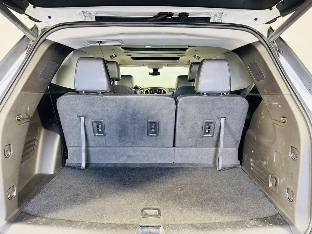 Used 2020 SUMMIT WHITE Chevrolet Premier image 31