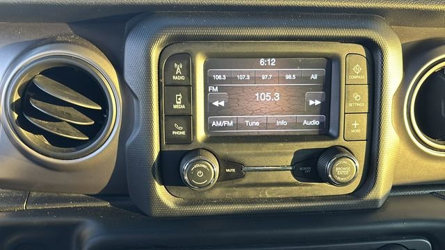 2020 Jeep Gladiator Sport S - Photo 20