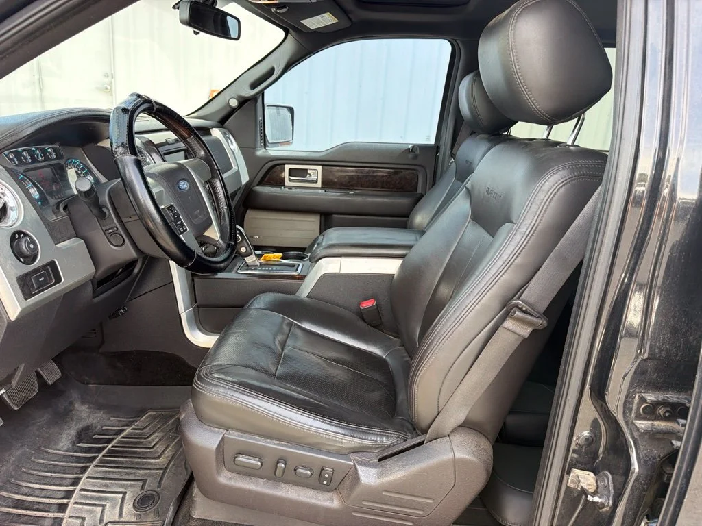 Used 2013 Tuxedo Black Metallic Ford Platinum image 11