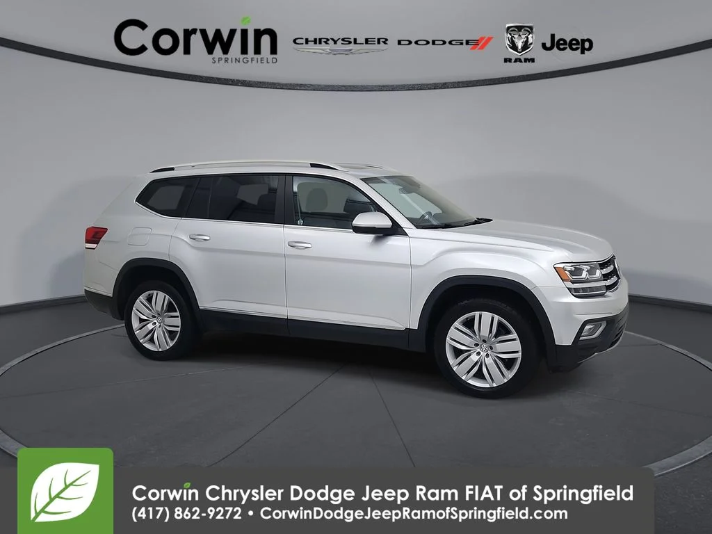 Used 2019  Volkswagen SEL image 1