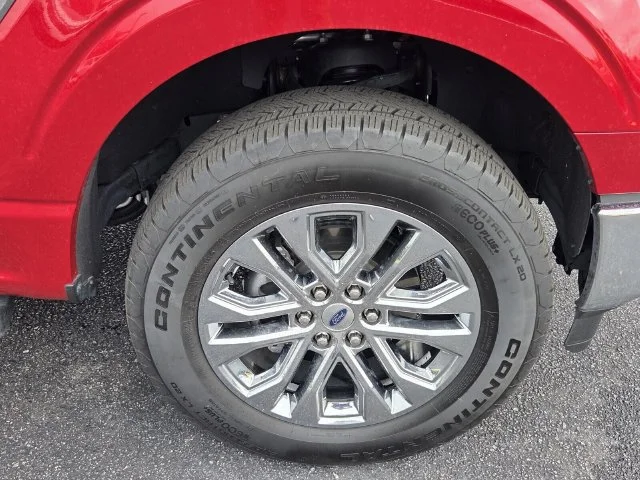 Used 2025 Red Ford Lariat image 8