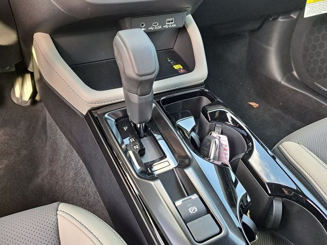 New 2026 DAYBREAK BLUE PEARL Subaru Limited Hybrid image 11
