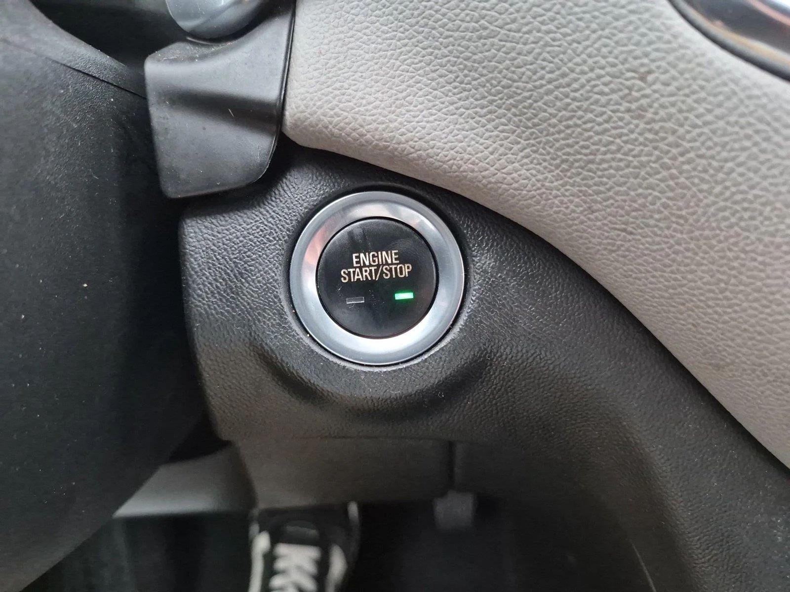 Used 2022 Iron Gray Metallic Chevrolet LS image 29