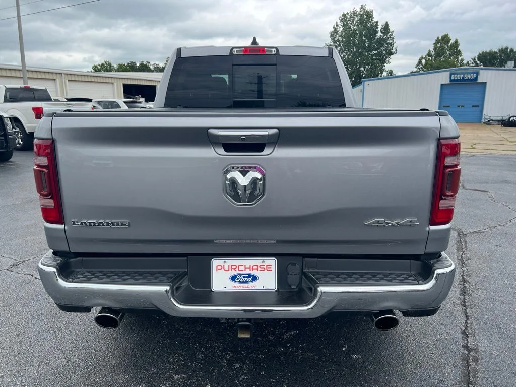 Used 2021 Billet Silver Metallic Clearcoat Ram Laramie image 4