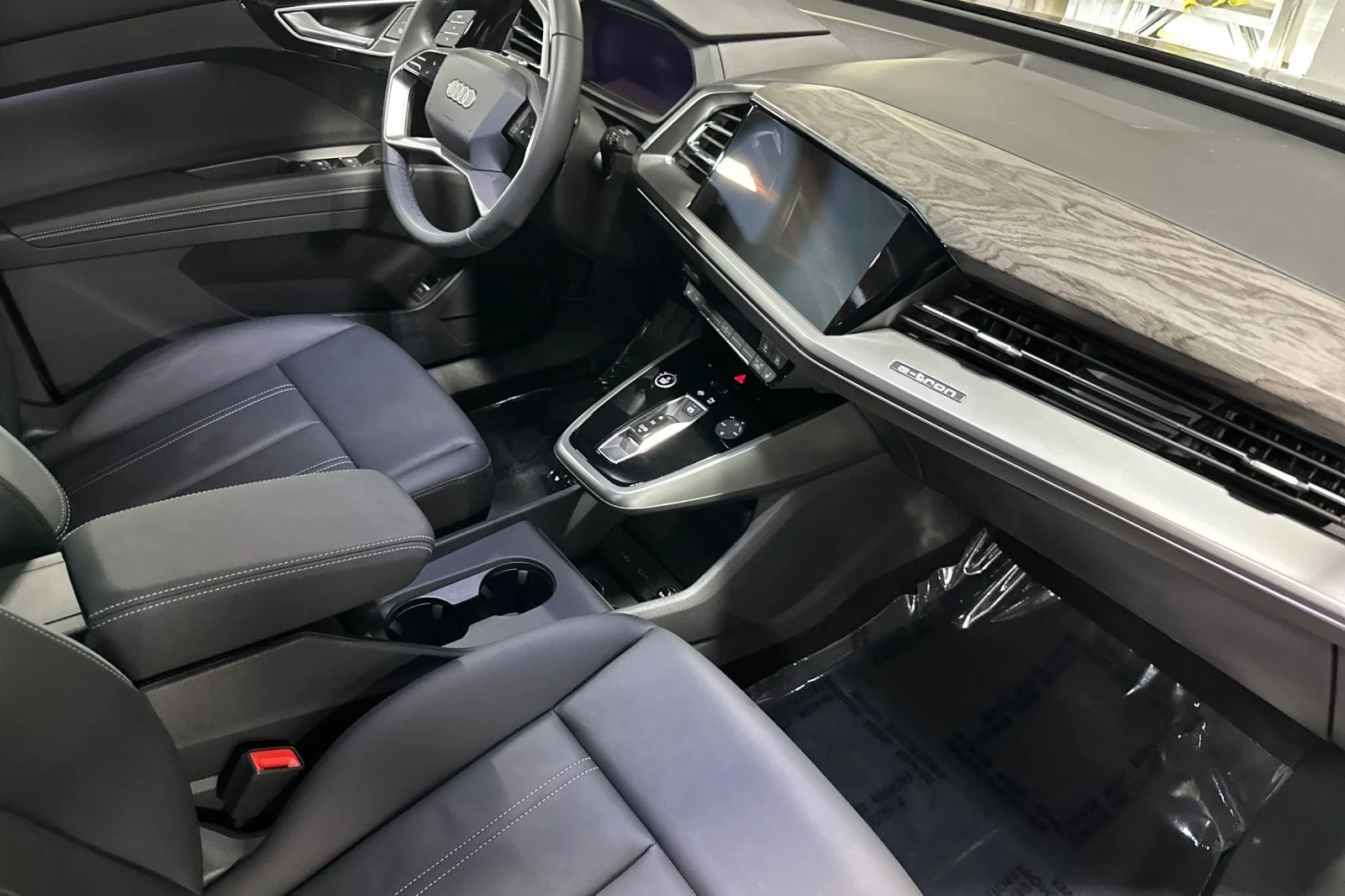 Used 2025 Mythos Black Metallic Audi Premium 45 RWD image 15