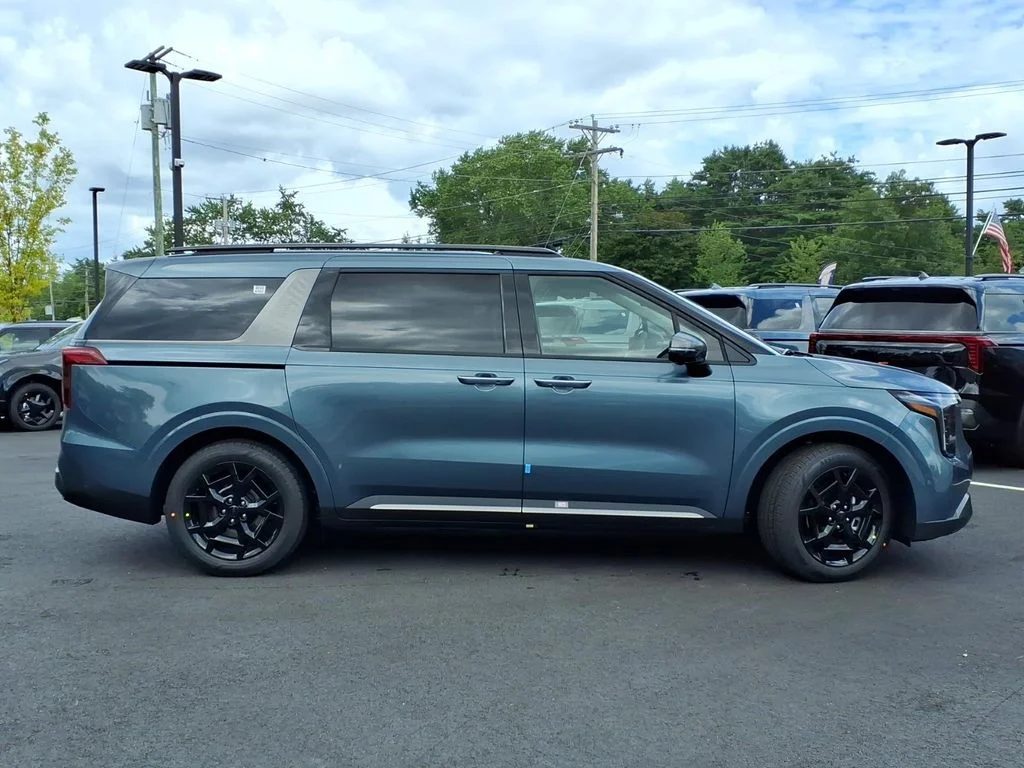 New 2027 Blue Kia SX Prestige image 3