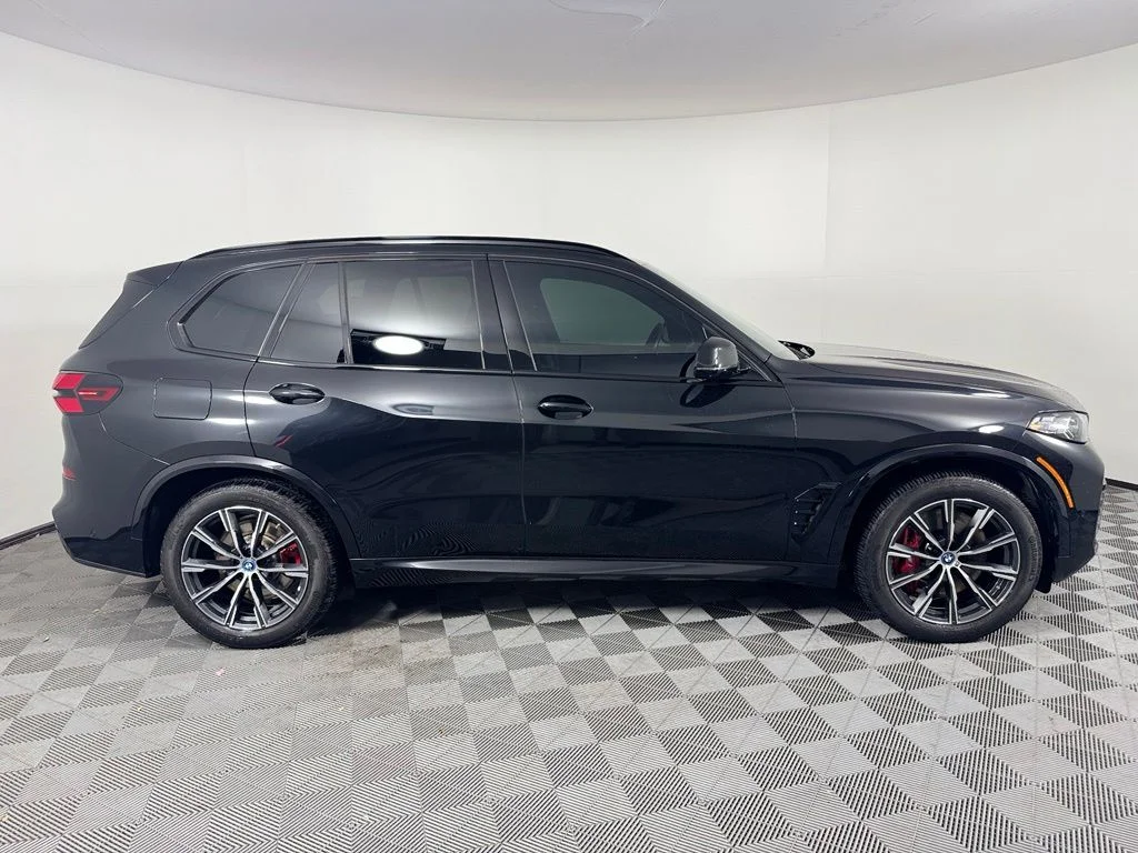 Certified Used 2025 Black Sapphire Metallic BMW xDrive50e image 4