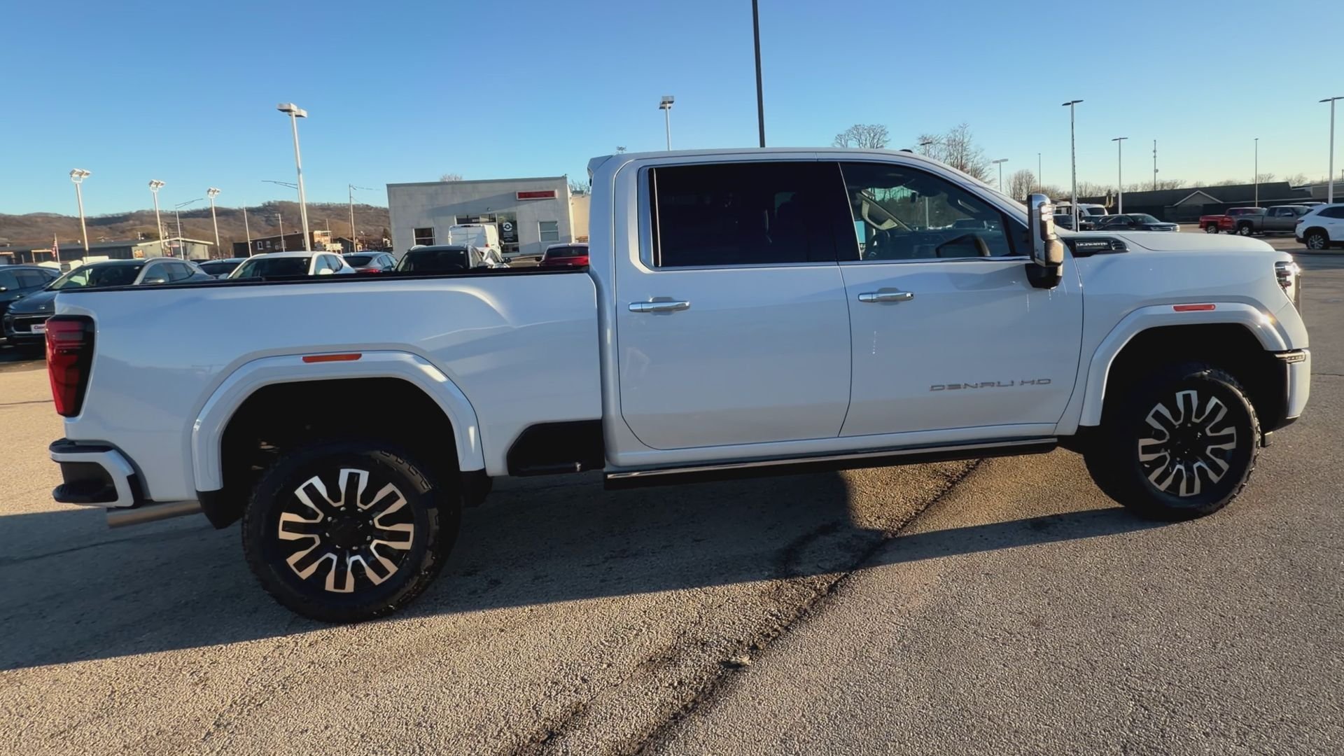 2026 GMC Sierra 3500HD Denali Ultimate - Photo 39