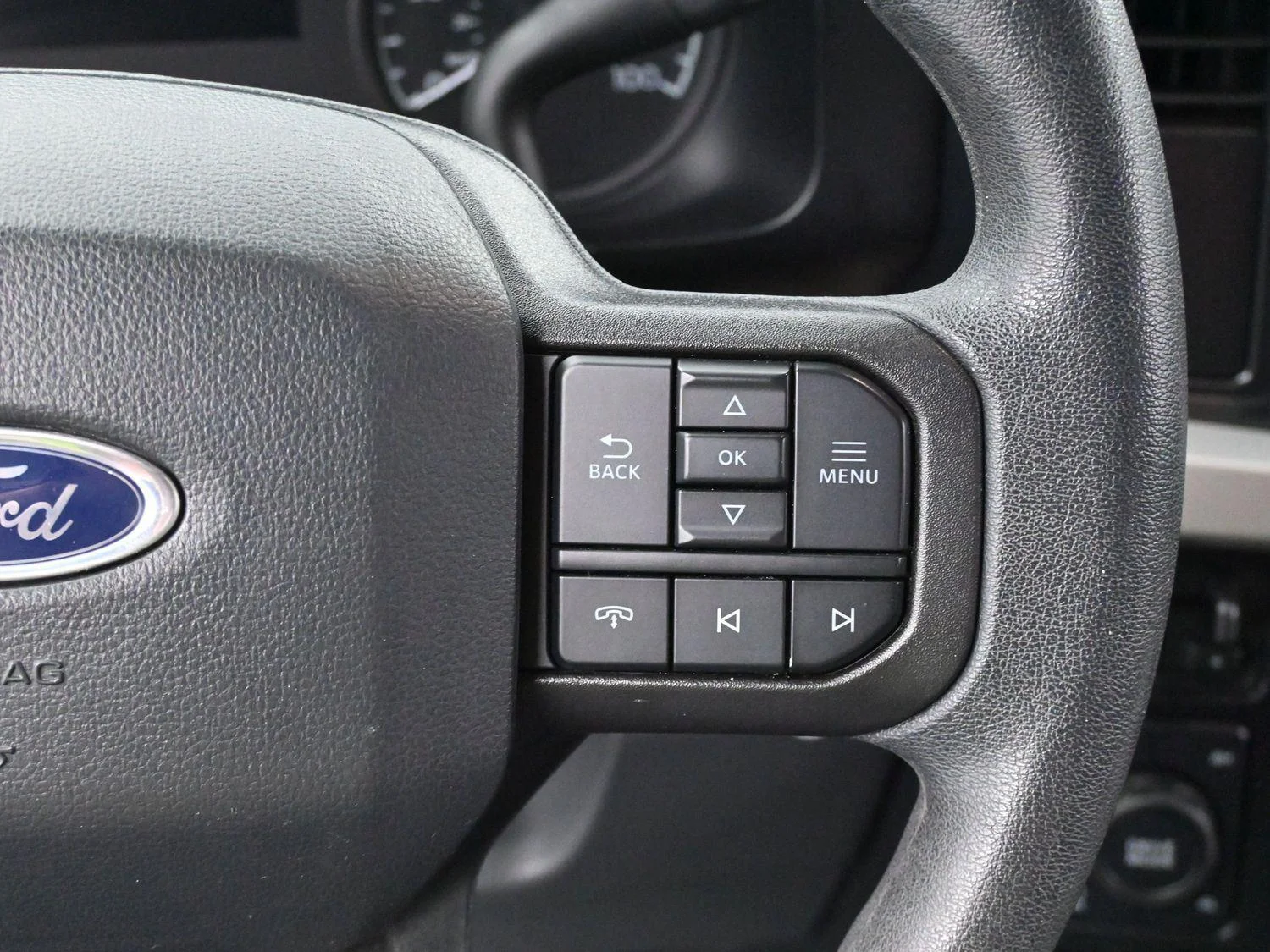 Used 2023 Oxford White Ford XL image 17