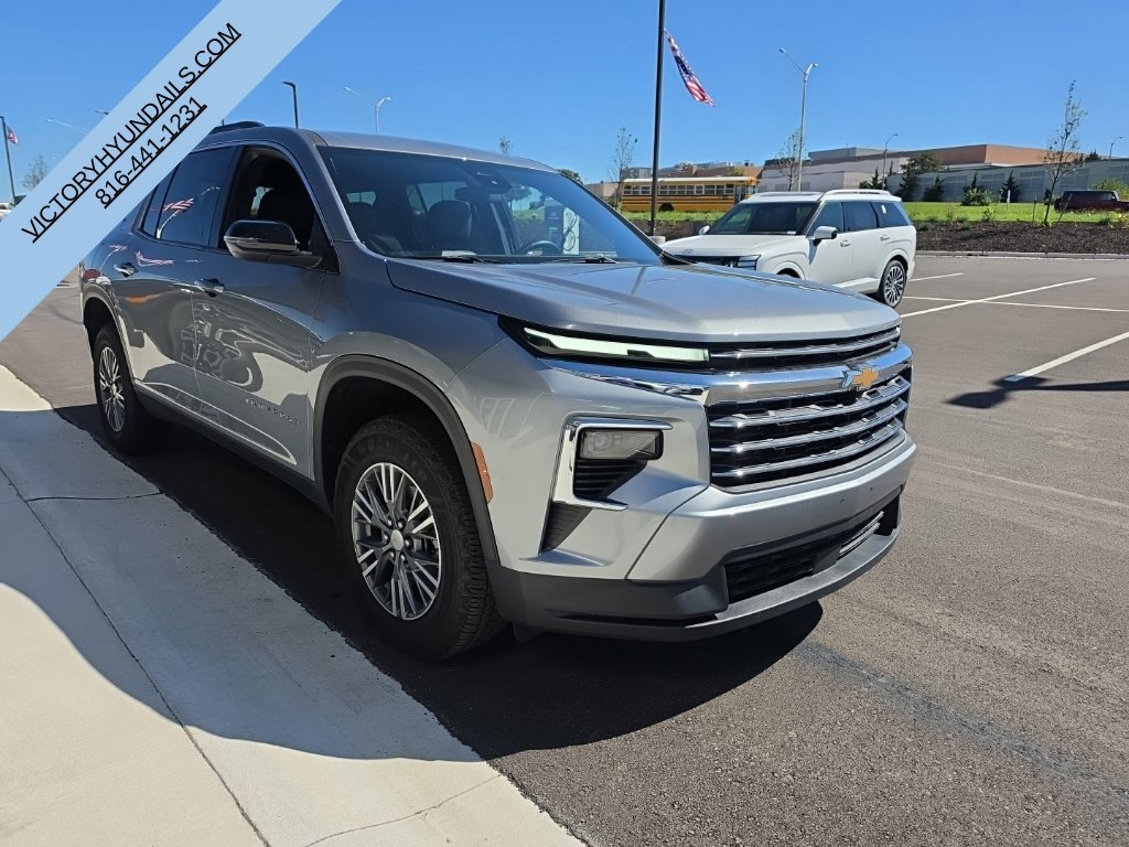 Used 2025 Gray Chevrolet LT image 8