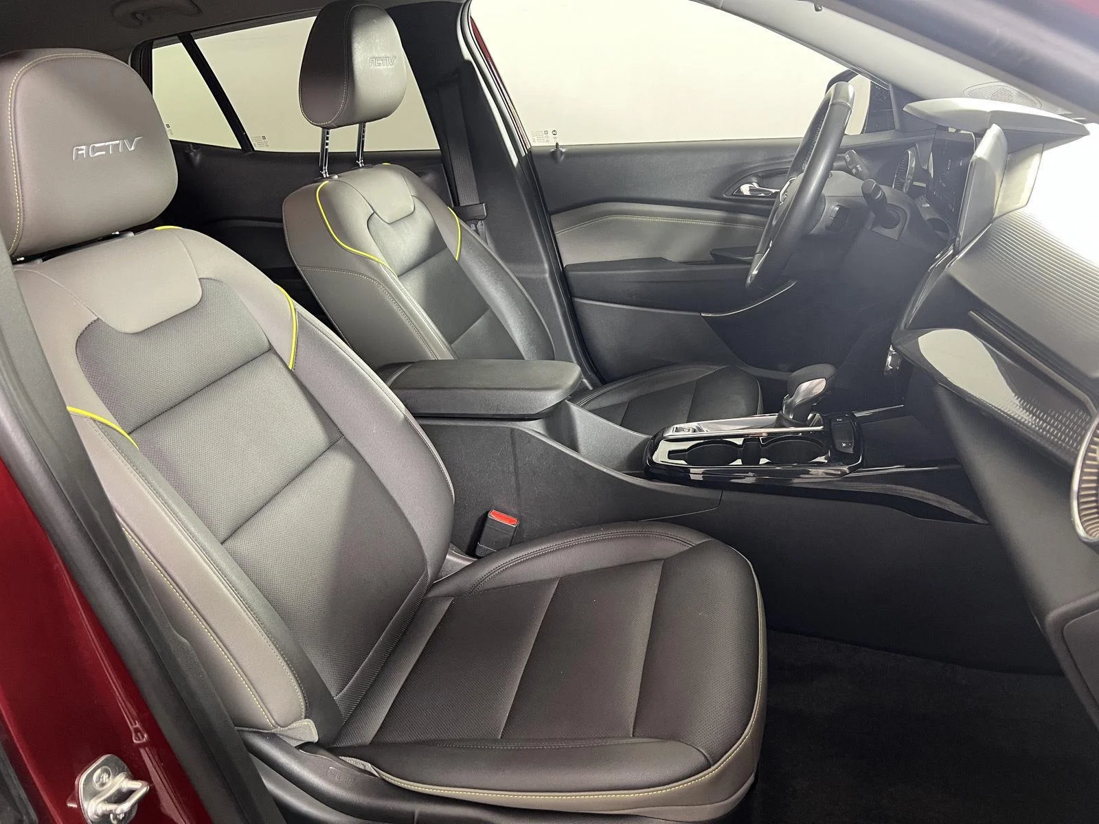 Used 2024 Crimson Metallic Chevrolet ACTIV image 20