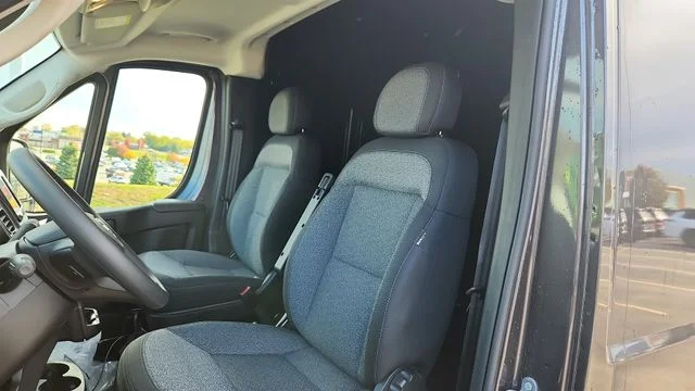 New 2026 Granite Crystal Metallic Clearcoat RAM High Roof image 21