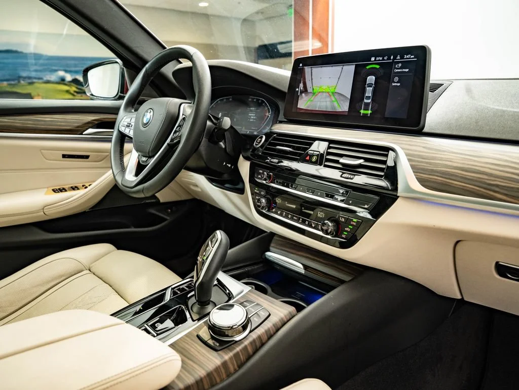 Used 2023 Aventurin Red Metallic BMW 540i xDrive image 48