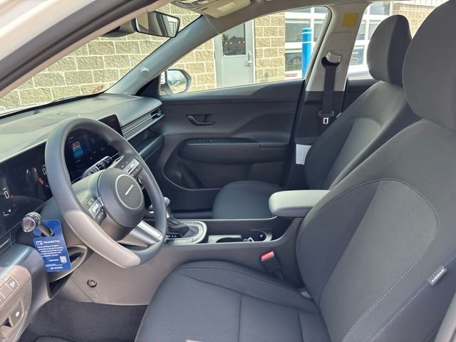 New 2027 Atlas White Hyundai SE image 12