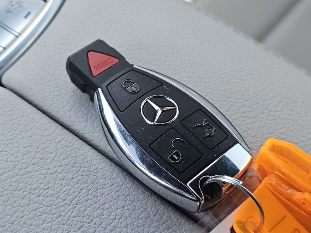 Used 2017 Iridium Silver Metallic Mercedes-Benz C 300 image 34