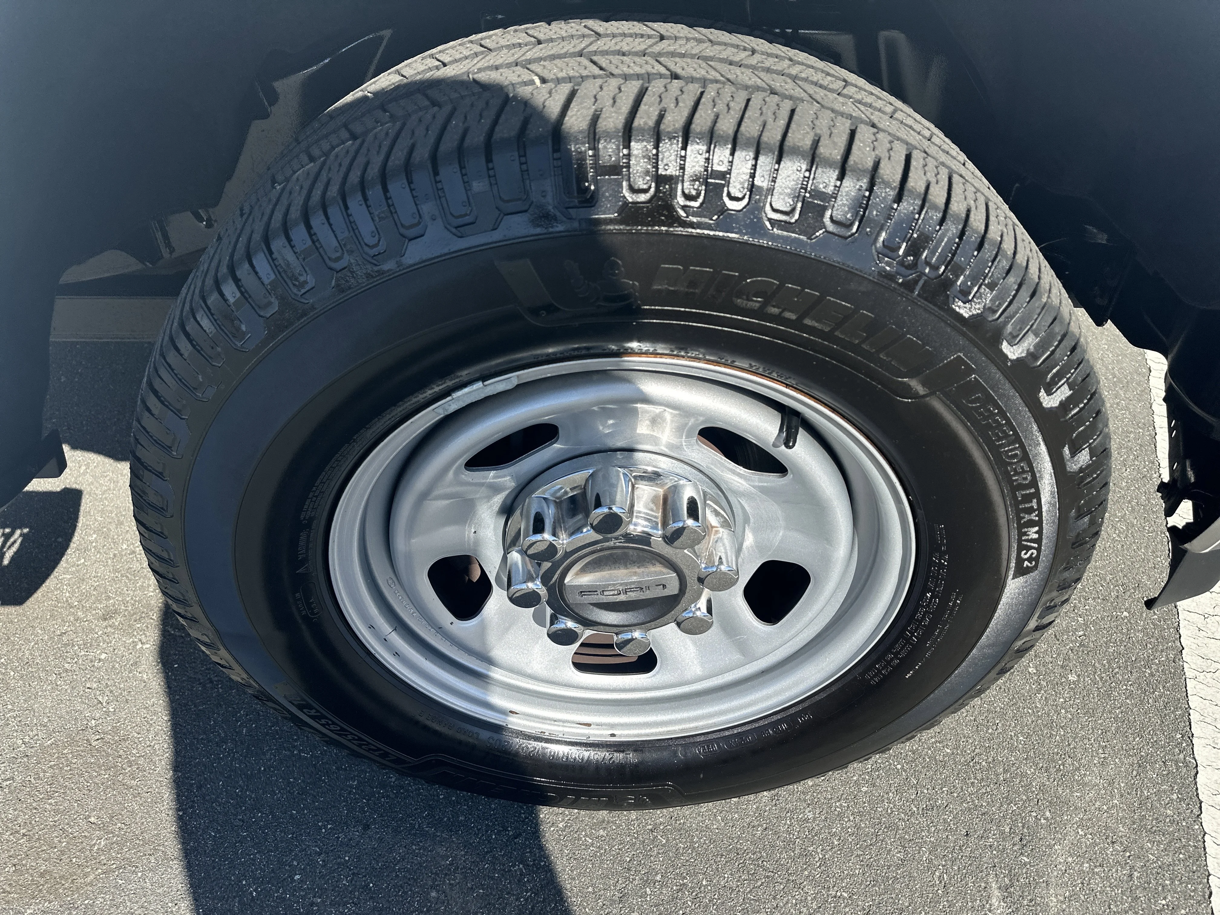 Used 2019  Ford  image 30