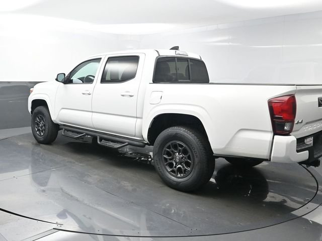 Used 2020 White Toyota SR image 5
