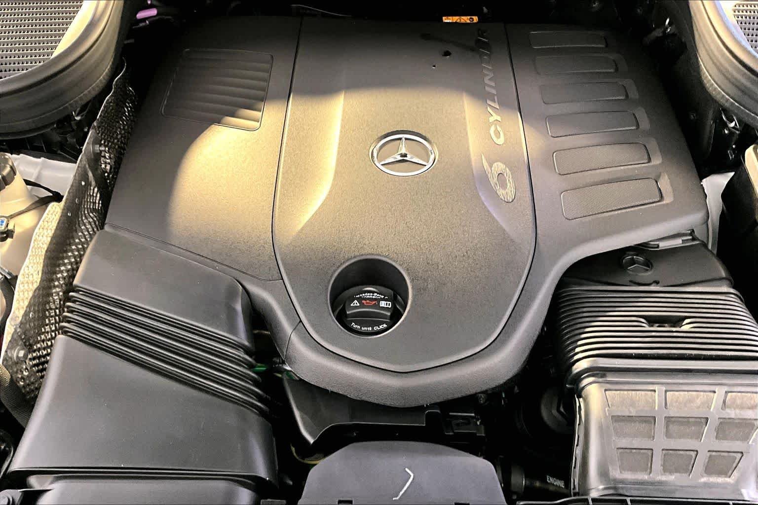 New 2027 Polar White Mercedes-Benz GLE 450 image 14