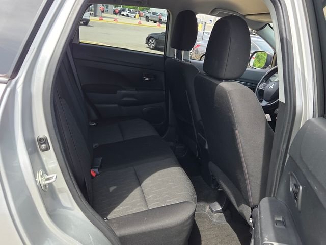 Used 2021  Mitsubishi 2.0 ES image 14