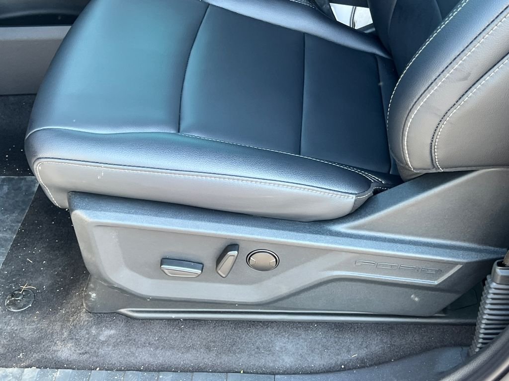 2025 Ford F-150 XLT - Photo 10