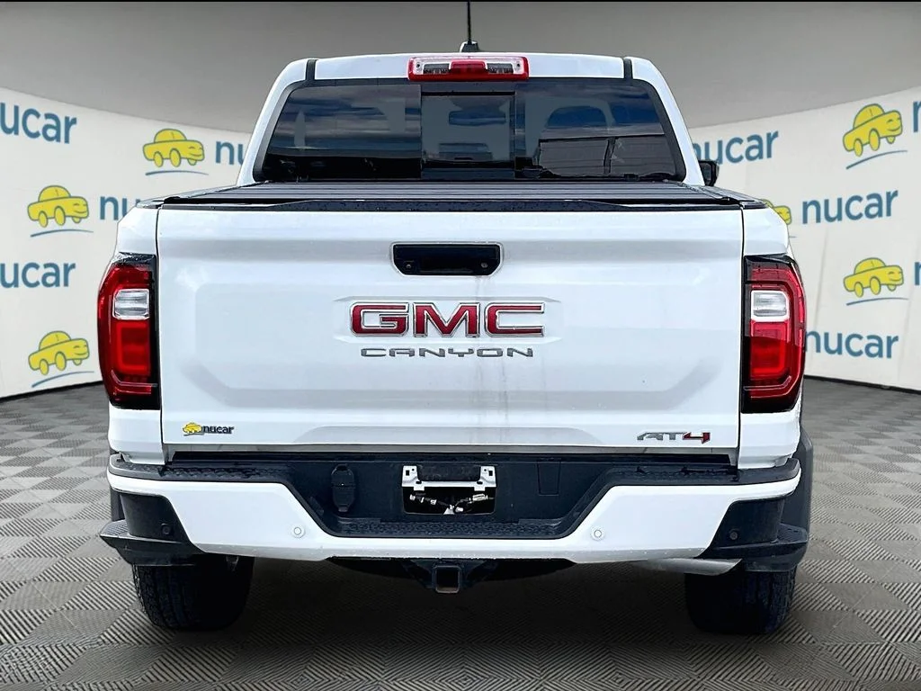 Used 2025 White GMC AT4 image 5