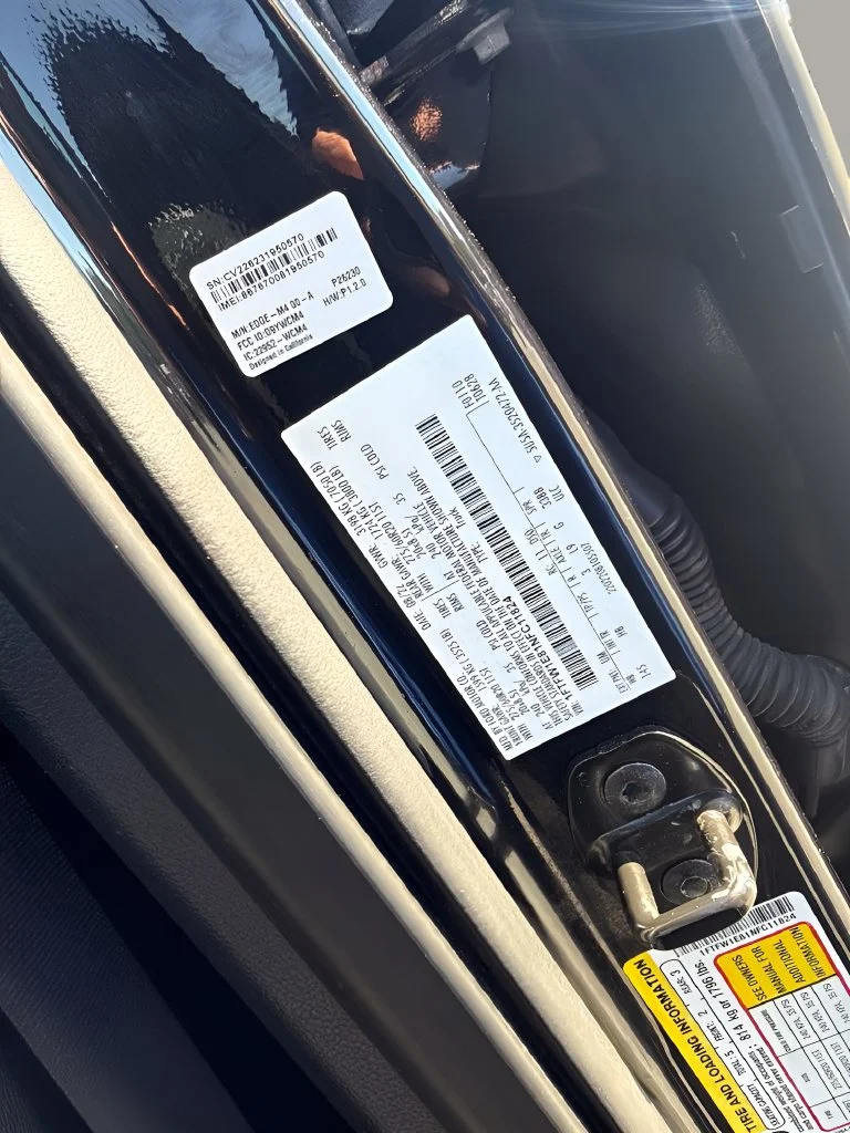 Used 2022 Black Ford Lariat image 37
