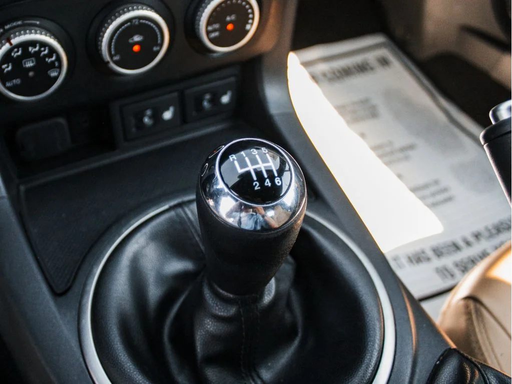 Used 2010 RED Mazda  image 18