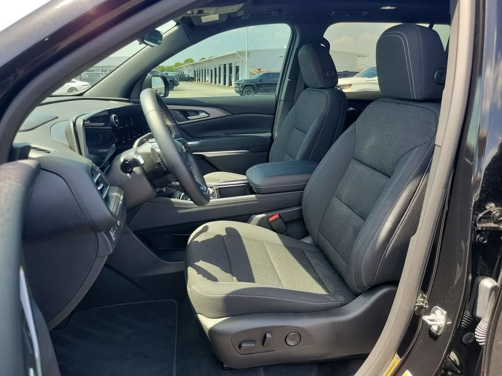 New 2026 Mosaic Black Metallic Chevrolet LT image 20
