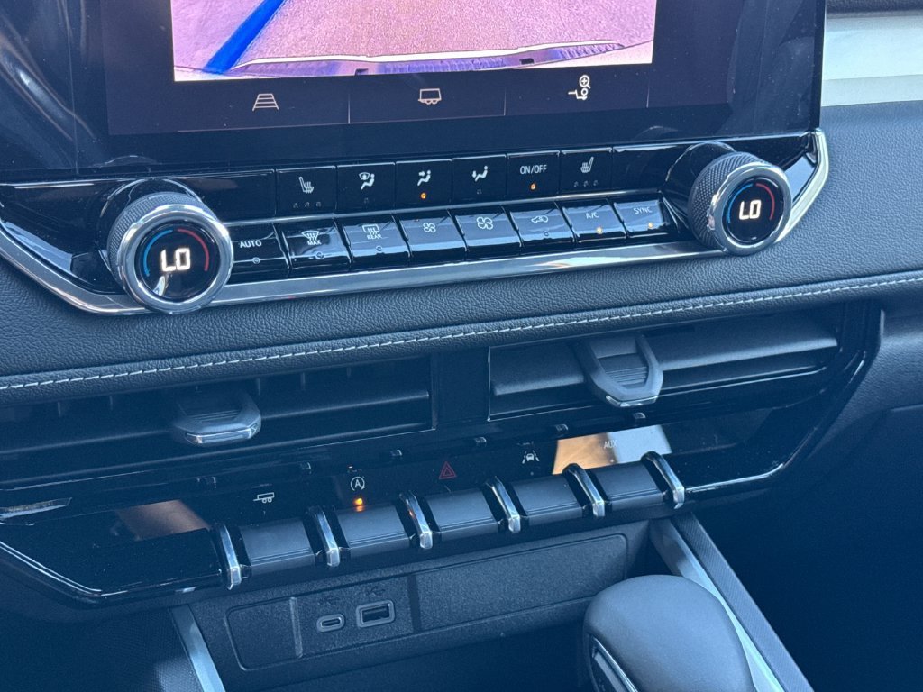 2026 Chevrolet Colorado LT - Photo 18