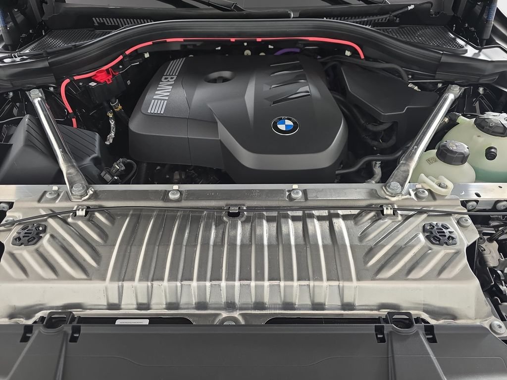 New 2026 Black Sapphire Metallic BMW 30 xDrive image 31