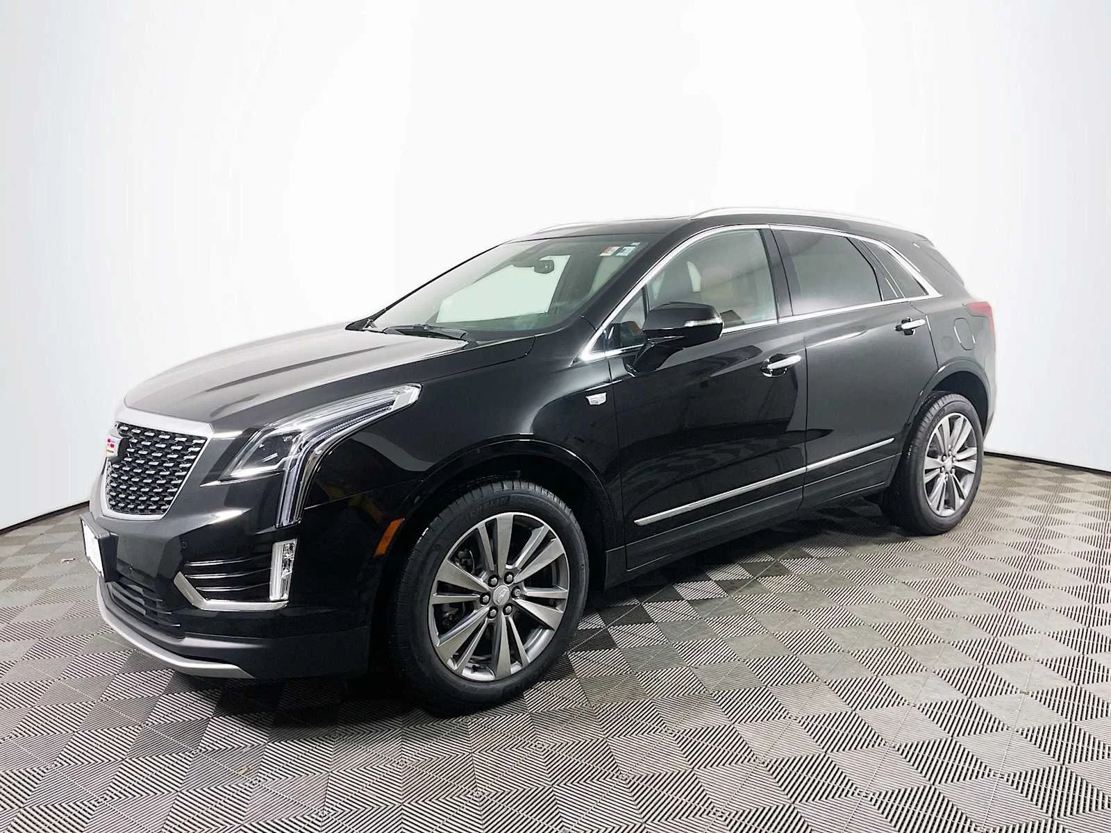2025 Cadillac XT5 AWD Premium Luxury's photo