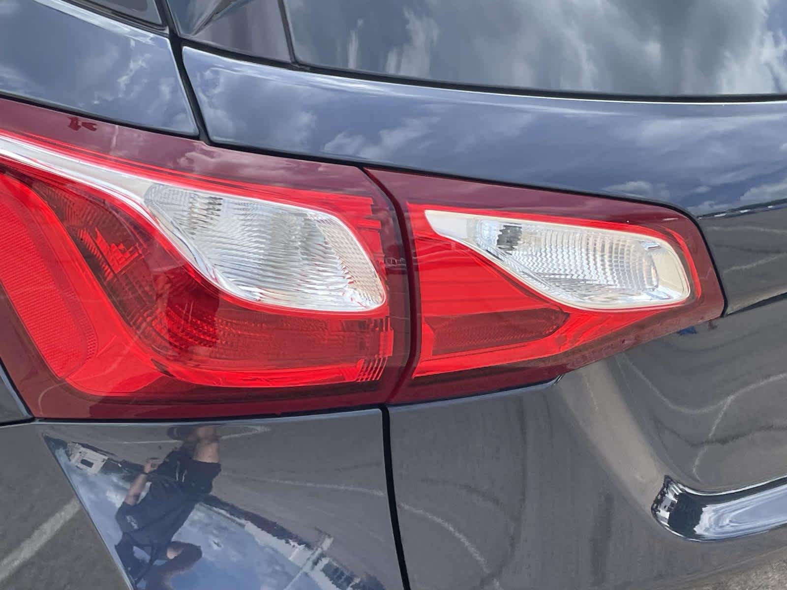 Used 2018 STORM BLUE METALLIC Chevrolet LT image 19