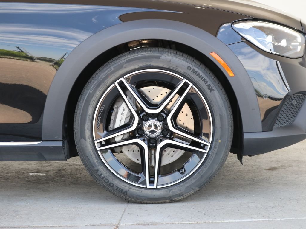 Used 2022  Mercedes-Benz E 450 image 45